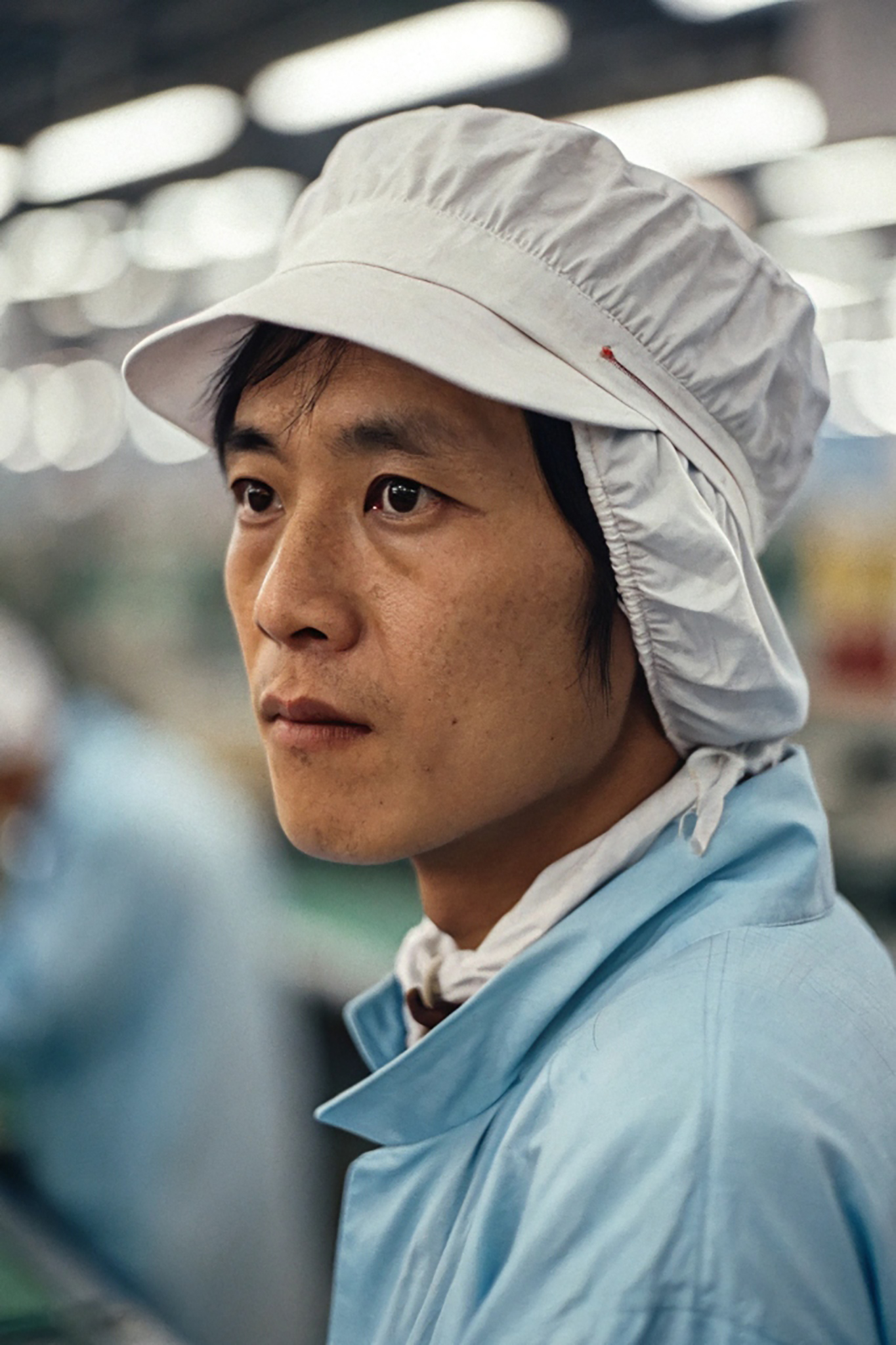 taiwanese-chip-worker-factory